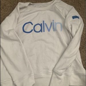 White Calvin Klein sweatshirt